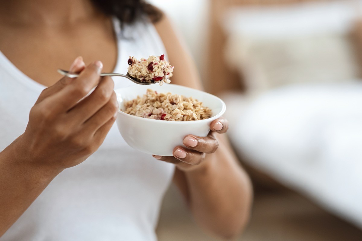 Side Effects of Giving Up Oatmeal, According to Science