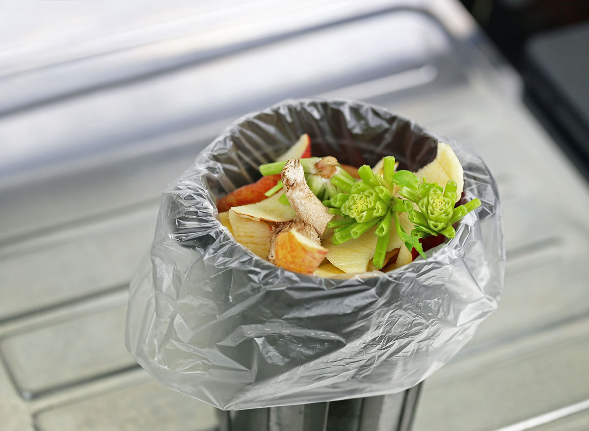 7 Simple Ways to Waste Less In Your Kitchen