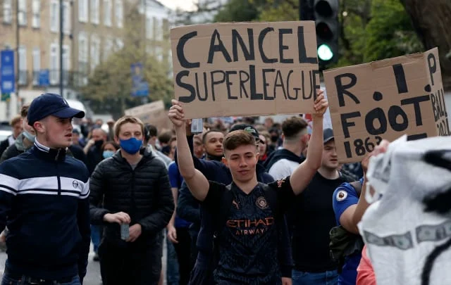All 12 Super League founding clubs meet to decide the exit strategy