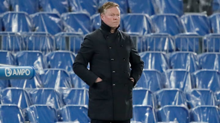 Barcelona are keen to sign 2 new midfielders this summer