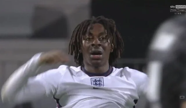 Dhibcaha England iyo Nigeria ayaa loogu yeeray – “Ma lihi