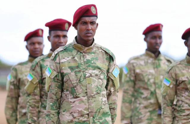 Diiwaangalin lagu bilaabay askartii sida qarsoodiga ah loogu qaaday Eritrea