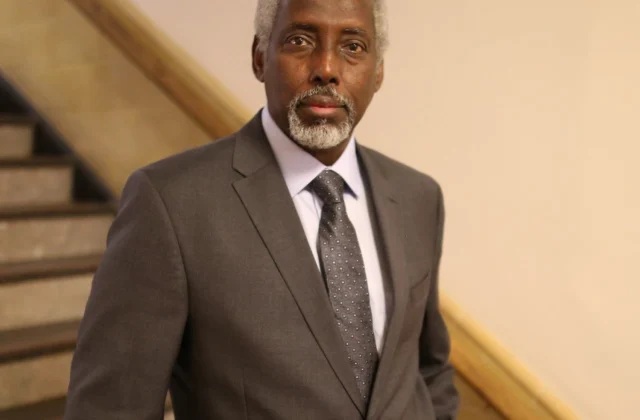Dr.  Baadiyow: Jabuuti ugu yeer cadow waa hunguri – Axadle