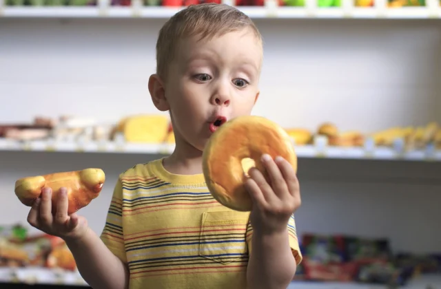 Consuming These Meals Can Stunt Children’ Development, New Research Says