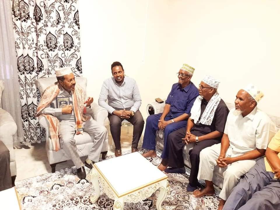 Eeg: Oday Sheekhaal ah oo raali galiyay Xasan Sheekh
