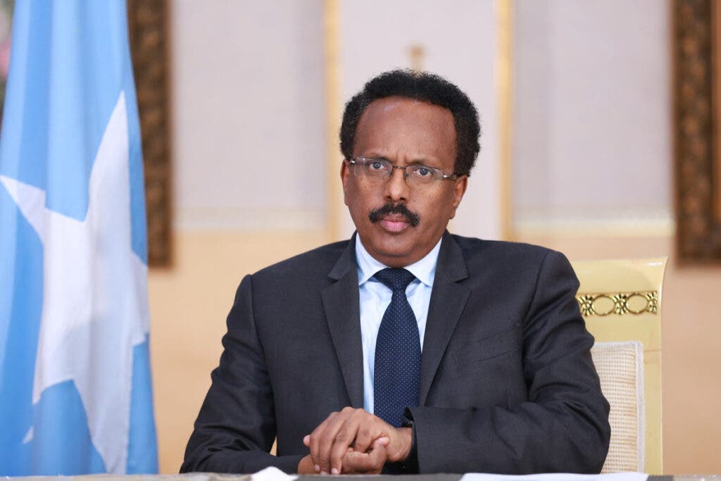 FARMAAJO wuxuu ugu yeeray Idriss Deby ‘shahiid’