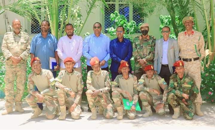 Fiiri: Puntland waxay soo bandhigtay gorgor iyo haramcad “cilladaysan” – Axadle
