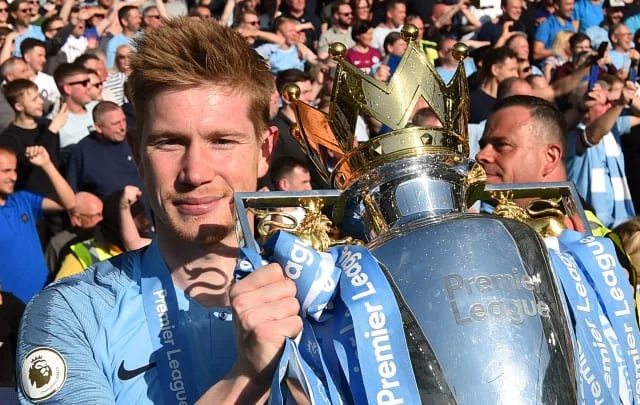 Soccer Saturday’s horrible tackle Kevin De Bruyne in 2015