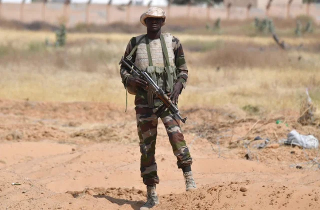 4 infantrymen killed in a double assault in