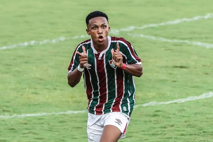 HESHIIS DHAN: Man City Oo Saxeexa “New Neymar” Kaga Guuleysatay