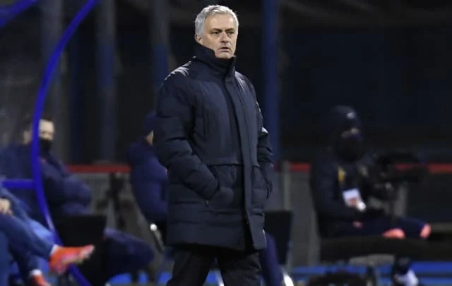 How much Tottenham paid to fire Jose Mourinho
