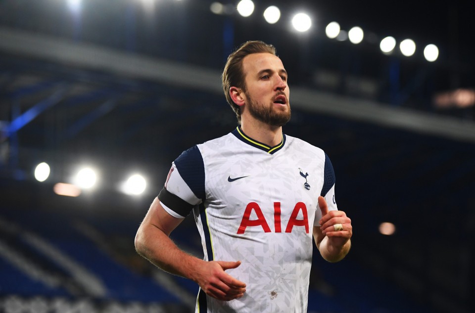 Ii Kaalay!! – Tababare Toos Taleefan Ugu Wacay Harry Kane Isaga Oo Aan
