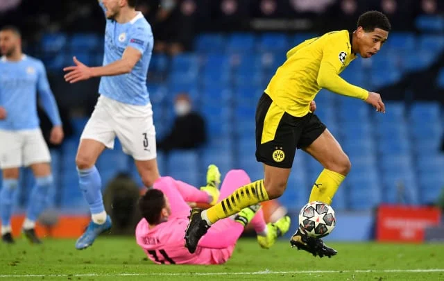 Jadon Sancho reacts to Jude Bellingham’s banned purpose