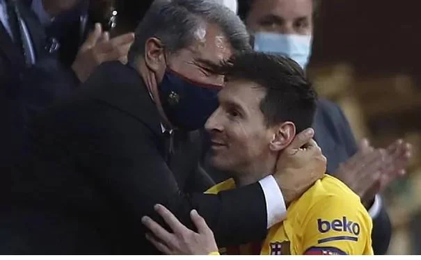 Kaddib Guushii Copa del Rey, Muxuu Laporta Ka Yidhi Mustaqbalka Koeman