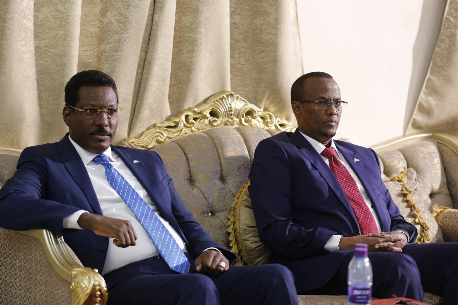 Gubashada: HirShabeelle iyo Galmudug waxay si rasmi ah u diideen kaabis – Axadle