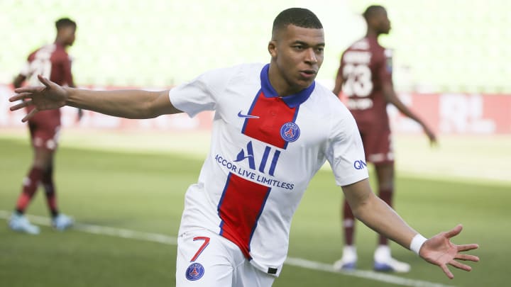 Kylian Mbappe ‘rejects’ fourth contract’ from PSG and wants to move Real Madrid