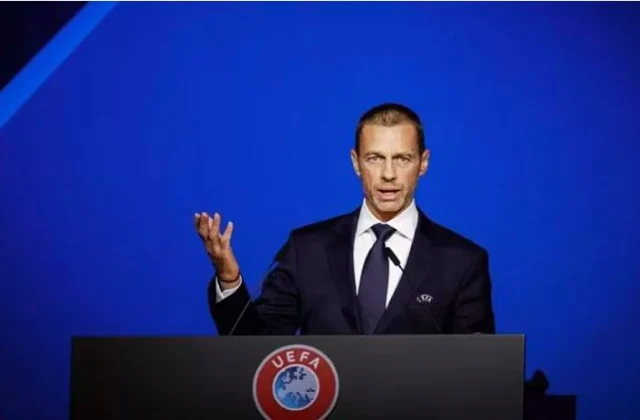 Madaxweynaha UEFA Oo Si Xun U Aflagaadeeyay Ed Woodward & Madaxa