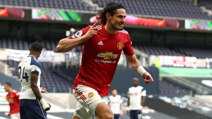 Man Utd transfer news: Solskjaer provides Cavani update