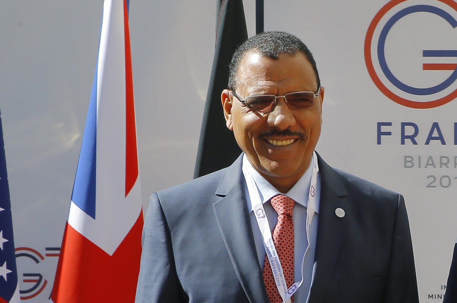Niger Mohamed Bazoum swore in as president after