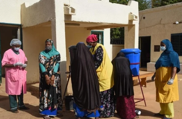 Niger is expanding the state of emergency, society