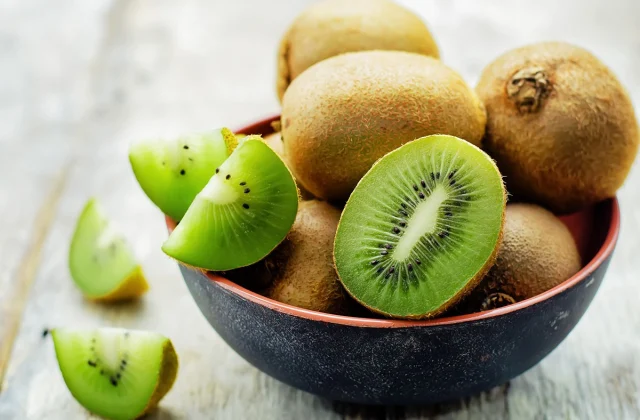 One Major Effect of Eating Kiwi Every Day, Says New Study