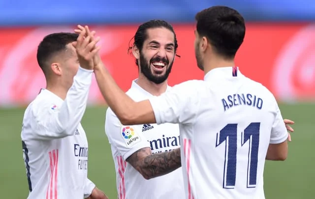Player ratings like Real Madrid win 2-0 against Eibar