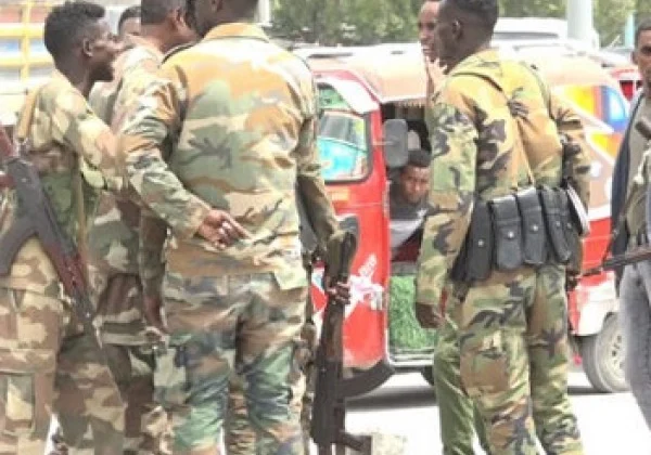 Somalia’s capital on the point of warfare as tensions escalate