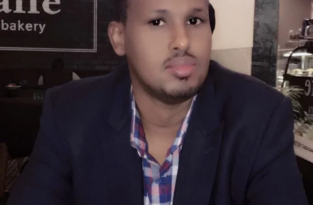 Taliyihii hore ee NISA ayaa lagu weeraray magaalada Muqdisho