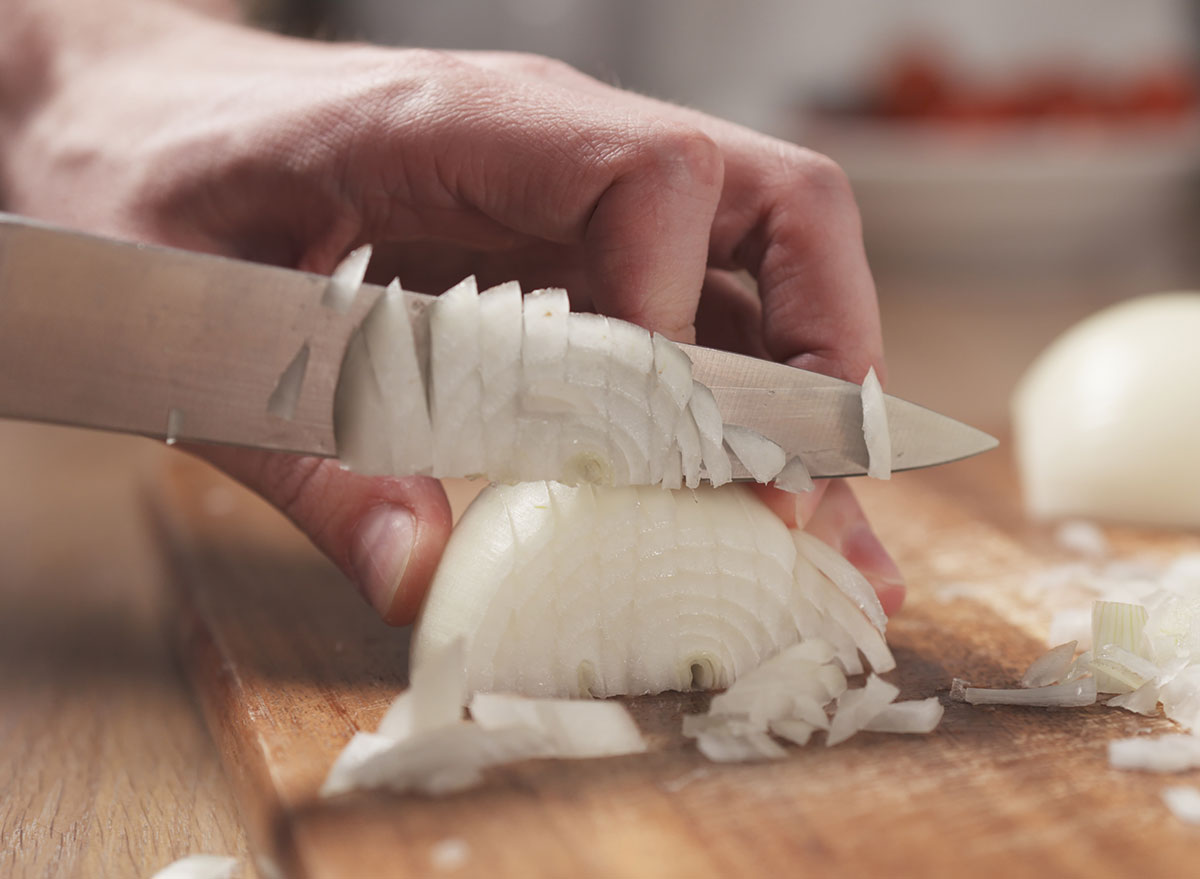 The One Hack For Reducing Onions, In response to an Professional
