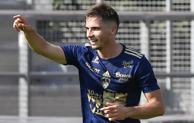 Things to know about Leeds’ transfer targets