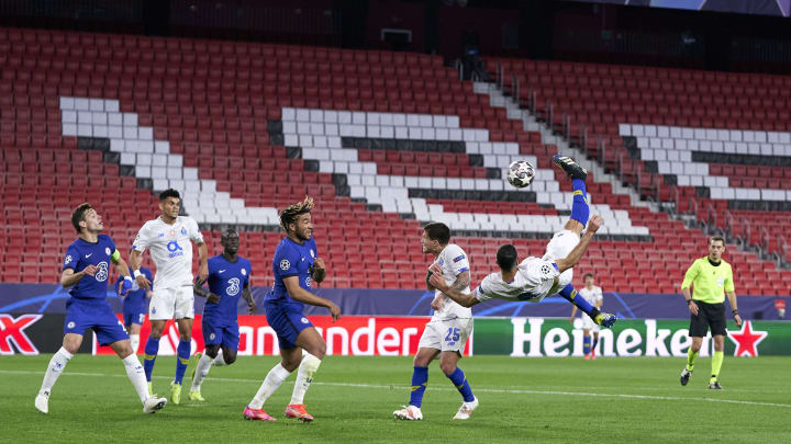 Twitter reacts to PSG vs Bayern & Chelsea vs Porto