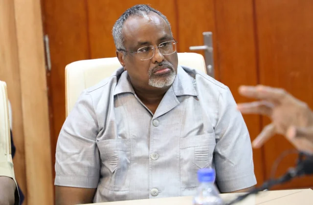 Daawo: Waare oo sheegay ‘wixii uu ku beddeshay’ inuu ka tago xilka HirShabeelle