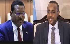 Xaalad kacsanaan ah ayaa caawa ka jirta magaalada Muqdisho waxaana socda shir u socda Rooble iyo Qoor Qoor