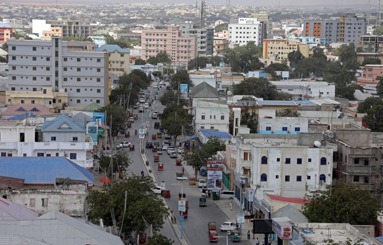 Xildhibaano iyo saraakiil ciidan oo Hawiye ah ayaa gaaray Shirkole
