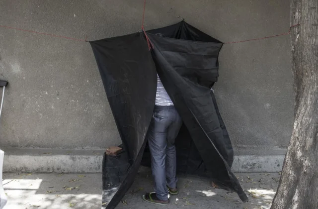 contrasting vision between the opposition and power