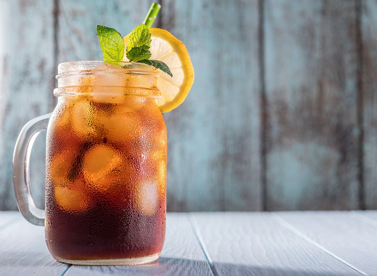 What Occurs to Your Physique When You Drink Iced Tea