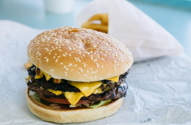 One Main Facet Impact of Consuming Quick-Meals Burgers, Says Science