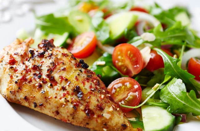Ways to eat protein can help you lose weight, say dietitians