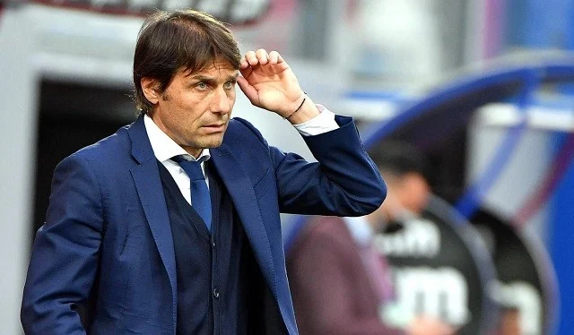 Antonio Conte Oo 48 Saacadood Gudahood Isku-casilaya Iyo Kooxda Uu