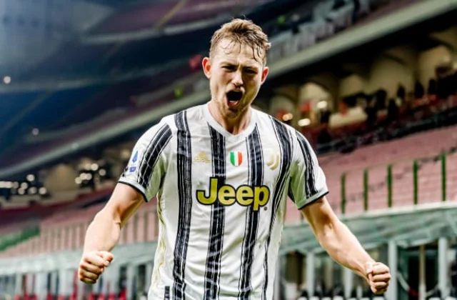 Barcelona Oo Dalab Ka Gudbisay Matthijs De Ligt, Xiisahiisa Oo Aan