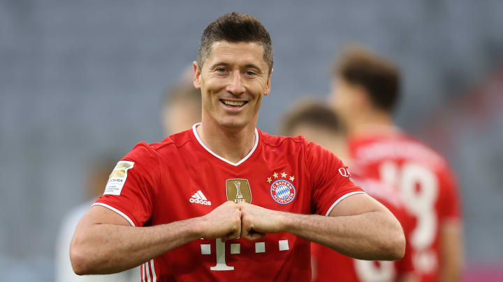 Bayern Munich boss dismisses rumors of Robert Lewandowski