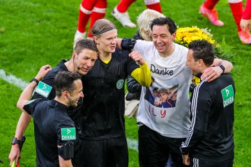 DAAWO: Erling Haaland Oo Dhacdo Bini-Aadanimo Oo Aan Hore Uga Dhicin