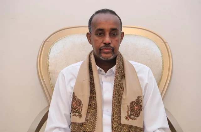 Daawo: Rooble oo baaq u diray Midowga Musharaxiinta – Axadle