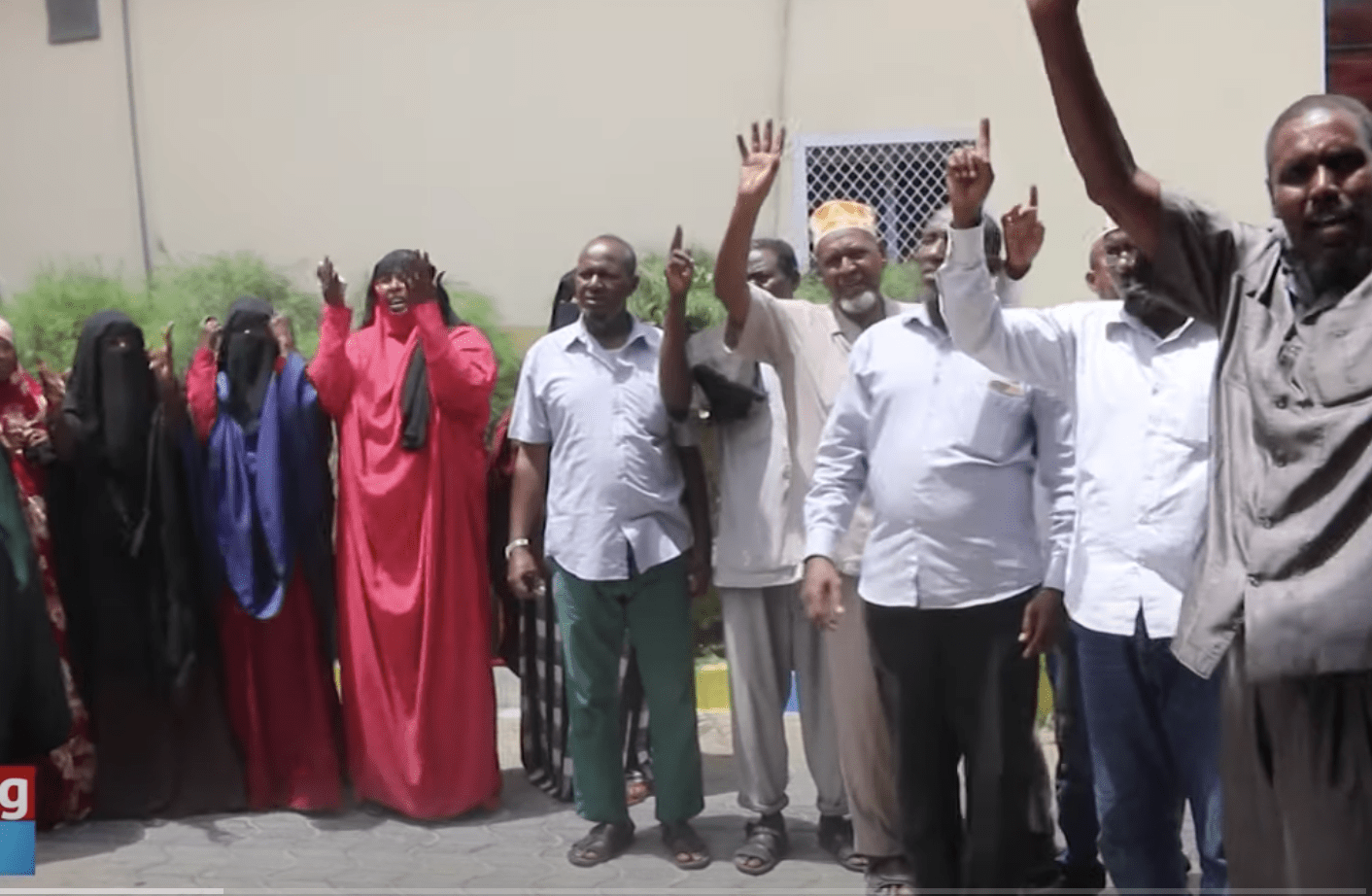 Daawo: Waalidiinta Caruurta oo loo geeyay Eriteriya si ay u noqdaan ciidan – Axadle