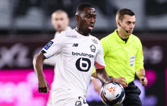Foxes supplied Little Soumare