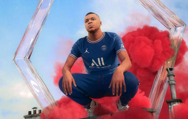 Jordan x PSG 2021/22 dwelling jersey