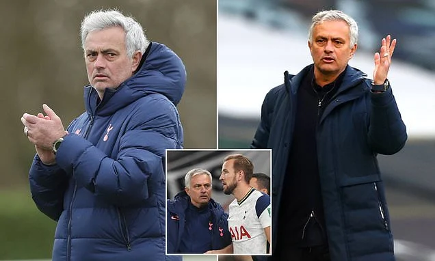 Jose Mourinho Oo Ka Dhaartay Laba Kooxood Iyo Laba Horyaal & Waqtiga
