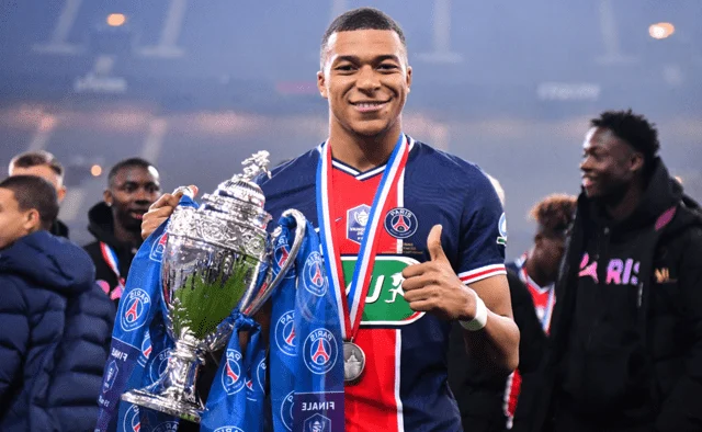 Kylian Mbappe Oo Diiday Inuu Si Cad Uga Hadlo Hadlo Mustaqbalkiisa