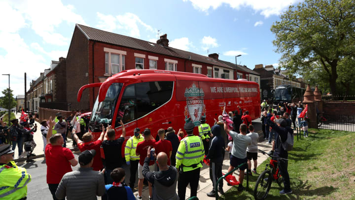 Liverpool’s workforce bus blocked earlier than collision with Man Utd