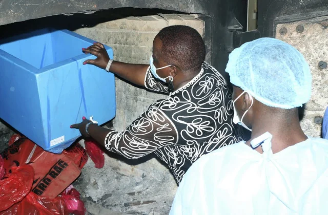 Malawi burns off virtually 17,000 expired doses